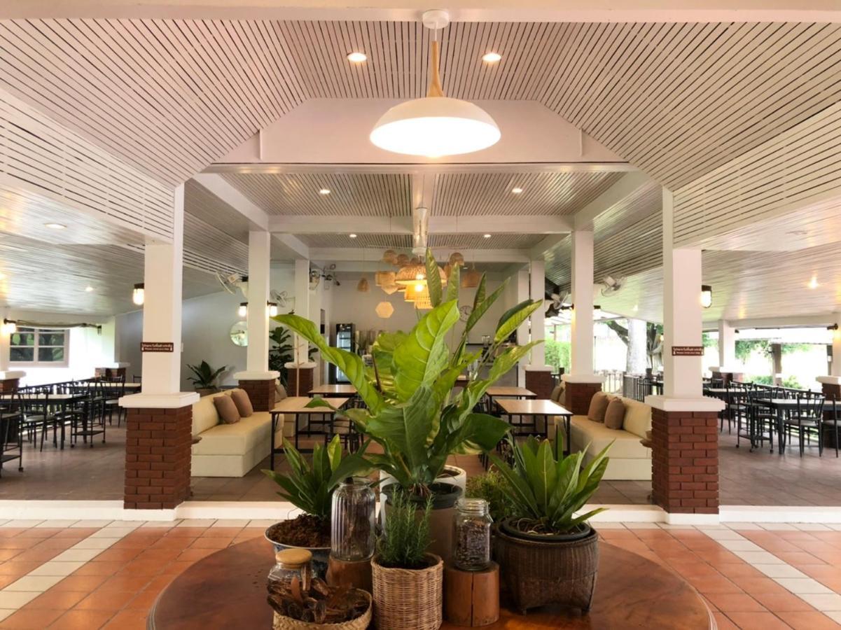 Korat Resort Hotel Nakhonratchasima Exterior foto