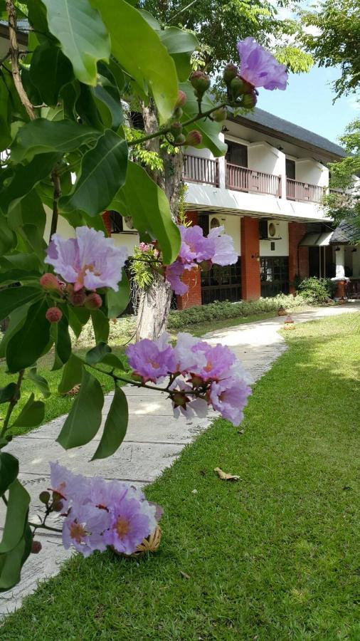 Korat Resort Hotel Nakhonratchasima Exterior foto